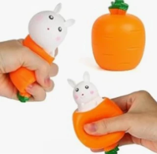 ANIMAL LAPIN CAROTTE 6.5CM 